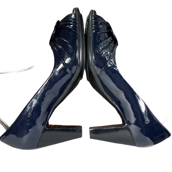 Nurture Blue Patent Leather Peep Toe Heels Womens Size 9 - Picture 9 of 15